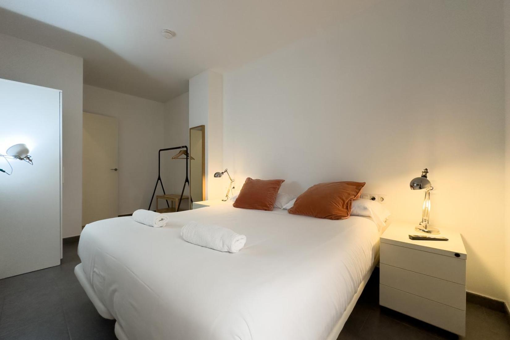 Ainb Sants Apartment *