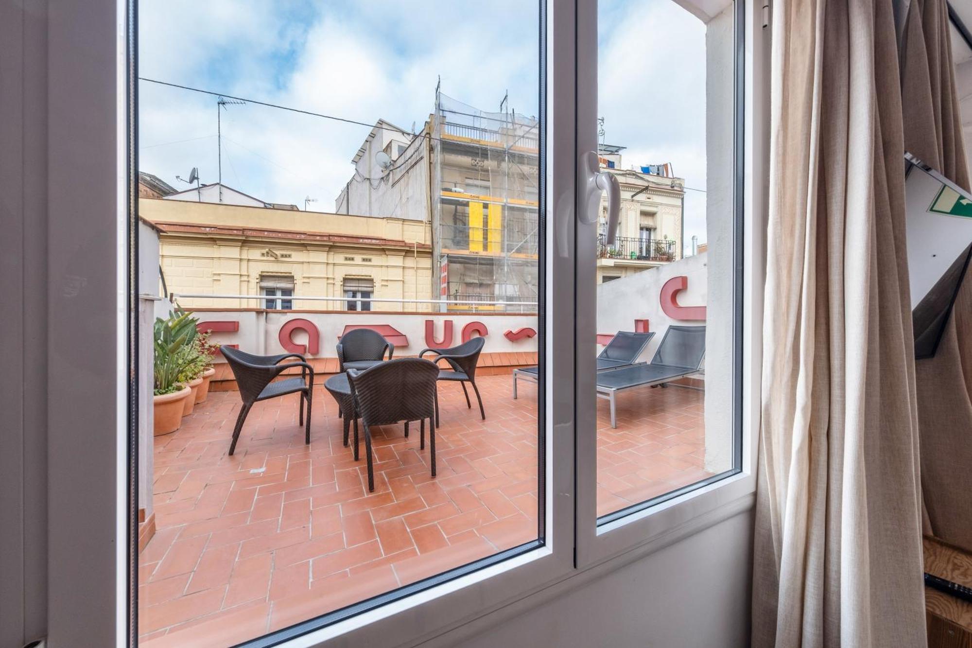 Ainb Sants Appartement Barcelona